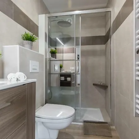 Apartment Sleep In City Center